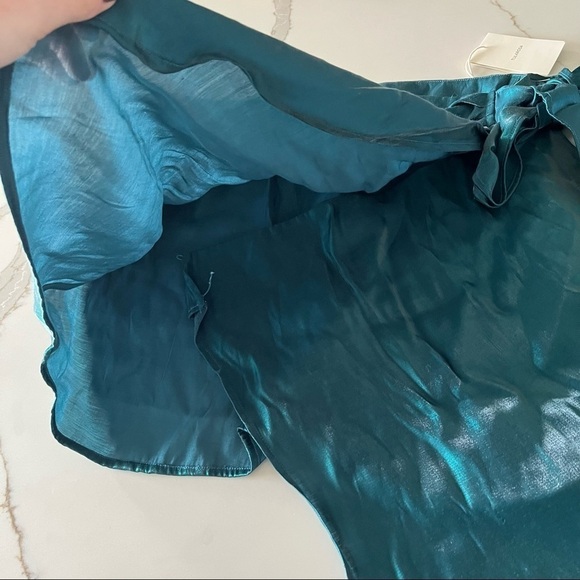 Tularosa Wrap Freida Skirt in Emerald Size Large - Picture 7 of 13